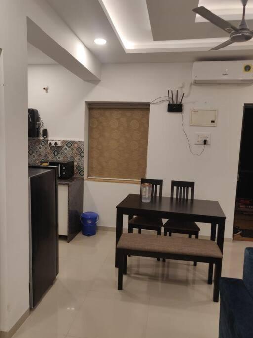 ארפורה Chillx Comfort Stay 2Bhk Luxury Apt מראה חיצוני תמונה