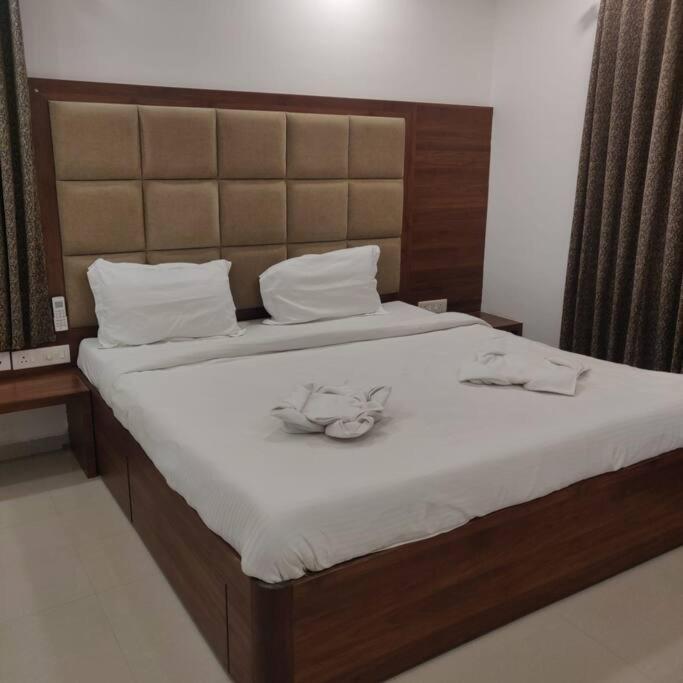 ארפורה Chillx Comfort Stay 2Bhk Luxury Apt מראה חיצוני תמונה